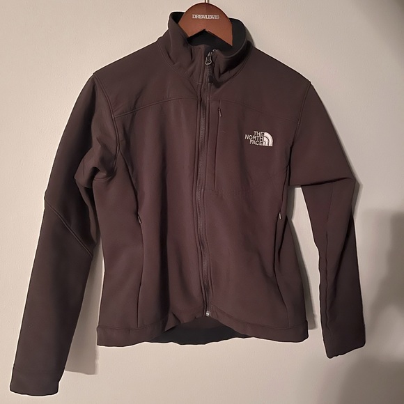 The North Face Jackets & Blazers - The North Face chocolate brown zip up weatherproof coat with black accents